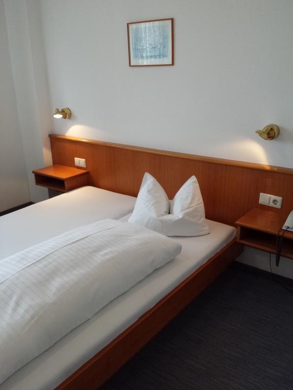 Hotel Am Exerzierplatz マンハイム 部屋 写真