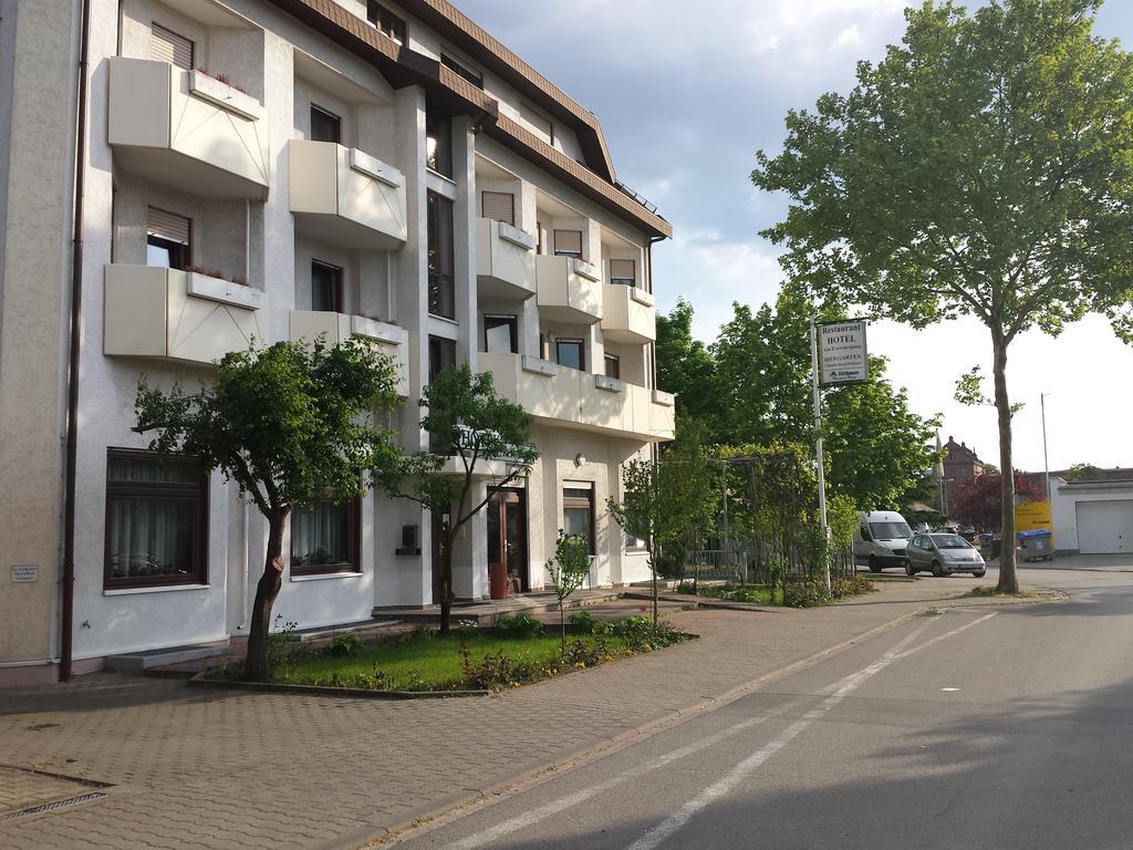 Hotel Am Exerzierplatz マンハイム エクステリア 写真